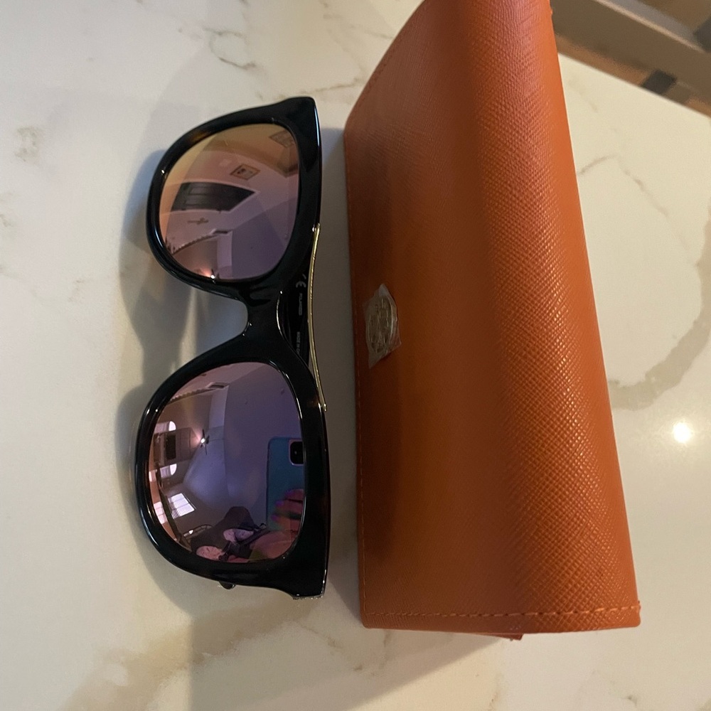TORY BURCH Tortoise Sunglasses with Case